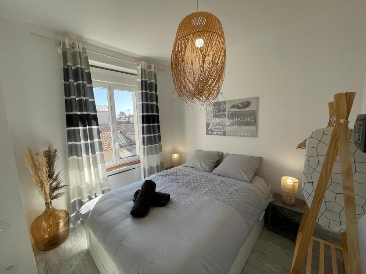 Le Boheme - Centre Ville, Netflix Et Wifi, Parking, Ideal Familles, Couples Et Voyages D'Affaire Niort Luaran gambar